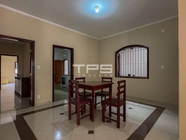 Casa com 434m² 3 quartos e 3 banheiros, à venda, no bairro Cidade Industrial em Lorena