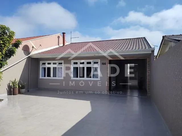 Casa 2 quartos e 1 banheiro, à venda, no bairro Costeira em Araucária