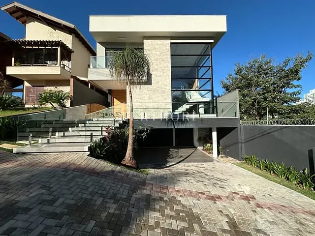 Casa com 360m² 3 quartos e 5 banheiros, à venda, no bairro Residencial José Lázaro Gouvea em Londrina