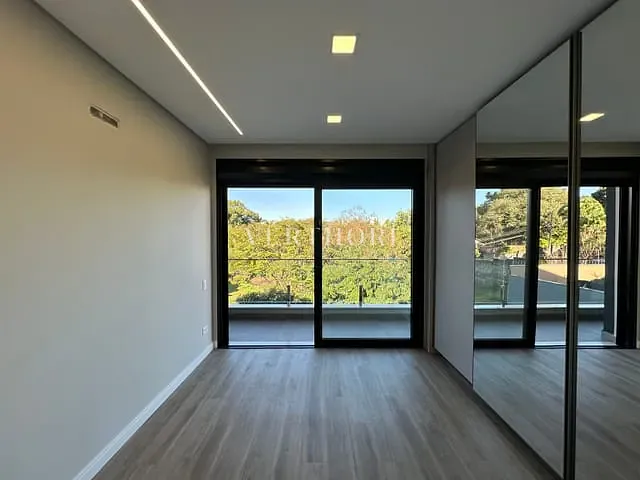 Casa com 360m² 3 quartos e 5 banheiros, à venda, no bairro Residencial José Lázaro Gouvea em Londrina