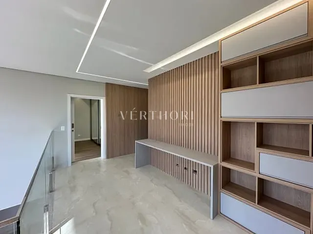 Casa com 360m² 3 quartos e 5 banheiros, à venda, no bairro Residencial José Lázaro Gouvea em Londrina