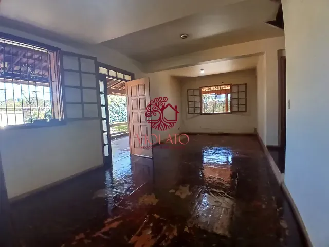 Casa com 500m² 4 quartos e 6 banheiros, à venda ou para alugar, no bairro Joá em Lagoa Santa