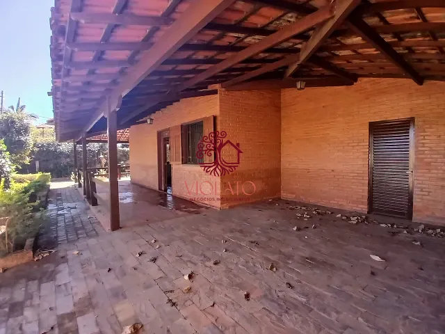 Casa com 500m² 4 quartos e 6 banheiros, à venda ou para alugar, no bairro Joá em Lagoa Santa