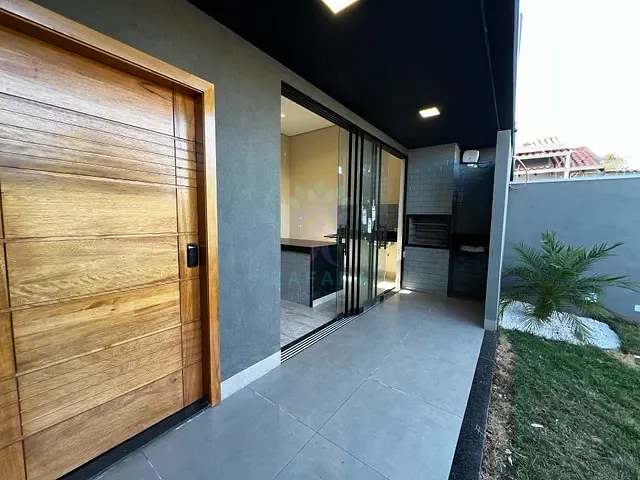 Casa com 180m² 3 quartos e 3 banheiros, à venda, no bairro Vila Santa Luzia em Campo Grande