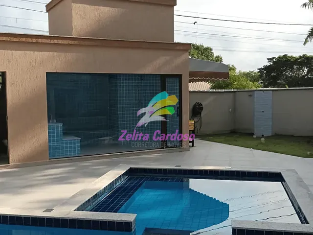 Casa com 1000m² 3 quartos e 5 banheiros, à venda, no bairro Condomínio Vale do Ouro em Ribeirão das Neves