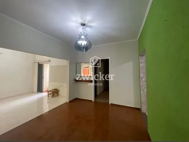Casa com 200m² 3 quartos e 2 banheiros, à venda, no bairro Núcleo Residencial Presidente Geisel em Bauru