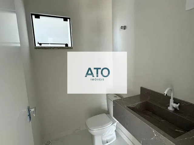 Sobrado 2 quartos e 1 banheiro, à venda, no bairro XV de novembro em Tijucas