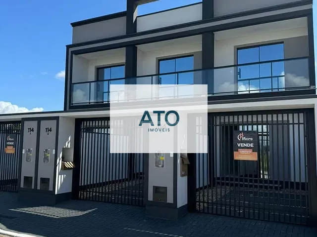 Sobrado 2 quartos e 1 banheiro, à venda, no bairro XV de novembro em Tijucas
