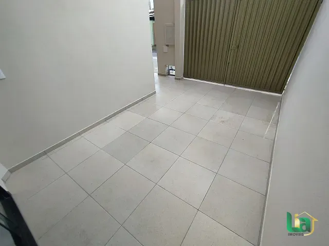 Casa 2 quartos e 1 banheiro, à venda, no bairro Alto do Castelo em Muriaé