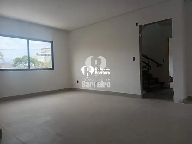 Casa 3 quartos e 1 banheiro, à venda, no bairro Barreiro em Belo Horizonte