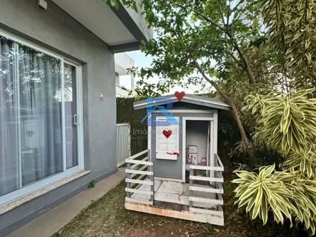Casa com 310m² 4 quartos e 3 banheiros, à venda, no bairro Residencial Fazenda Serrinha em Itatiba