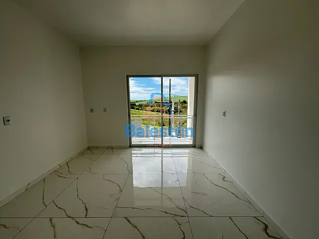 Casa 2 quartos e 2 banheiros, à venda, no bairro Das Nações em Fraiburgo