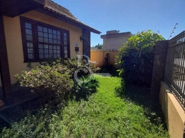 Casa com 440m² 4 quartos e 4 banheiros, à venda, no bairro Parque Turf Club em Campos dos Goytacazes