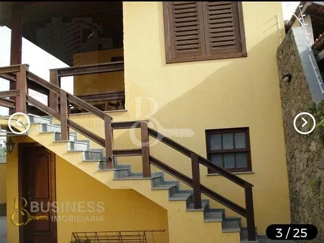 Casa com 440m² 4 quartos e 4 banheiros, à venda, no bairro Parque Turf Club em Campos dos Goytacazes