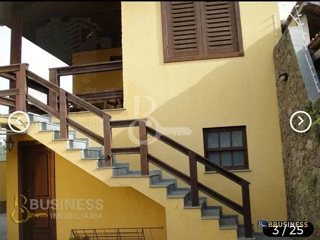 Casa com 440m² 4 quartos e 4 banheiros, à venda, no bairro Parque Turf Club em Campos dos Goytacazes
