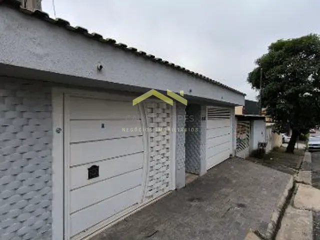 Casa 3 quartos e 2 banheiros, à venda ou para alugar, no bairro Parque Oratório em Santo André