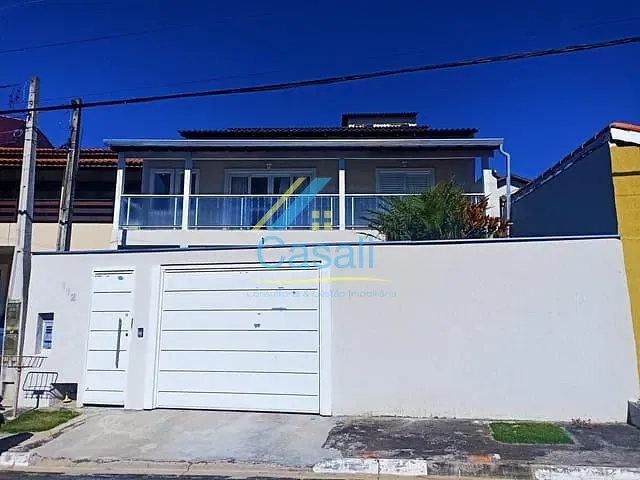 Casa com 400m² 4 quartos e 5 banheiros, à venda, no bairro Vila Mike em São Roque