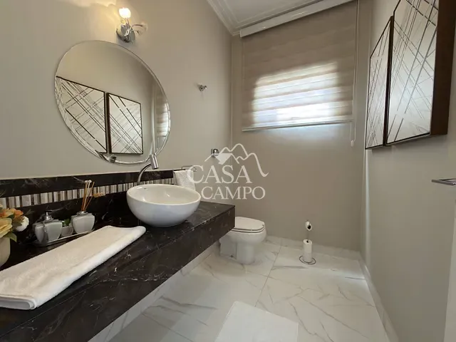 Casa com 900m² 5 quartos e 8 banheiros, à venda, no bairro Condomínio Jardim Theodora em Itu