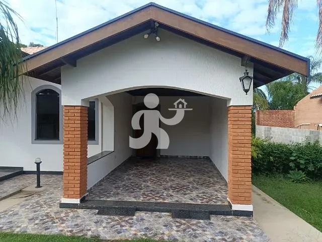 Casa com 2850m² 3 quartos e 4 banheiros, à venda ou para alugar, no bairro  Jardim Botânico em São Pedro