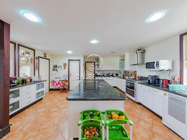 Casa 4 quartos e 5 banheiros, à venda, no bairro Setor Habitacional Jardim Botânico em Brasília
