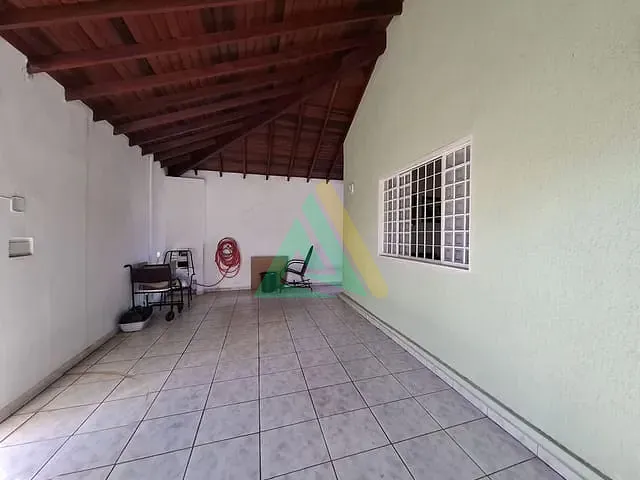 Casa com 202m² 4 quartos e 3 banheiros, à venda, no bairro Jardim Áurea em Mogi Mirim