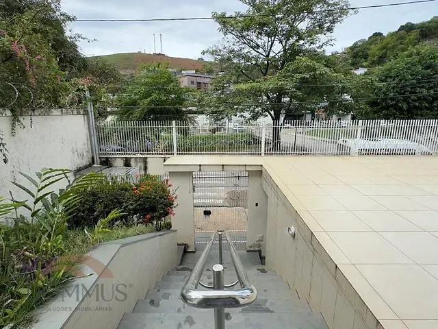 Casa com 355m² 4 quartos e 4 banheiros, à venda, no bairro Santa Helena em Coronel Fabriciano