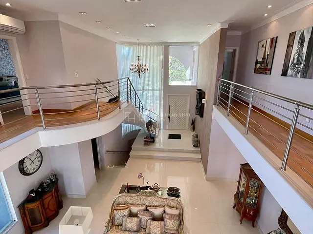 Casa 4 quartos e 9 banheiros, à venda, no bairro Quinta das Paineiras em Jundiaí