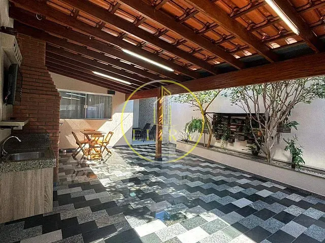 Casa com 150m² 2 quartos e 2 banheiros, à venda, no bairro Jardim Boer I em Americana