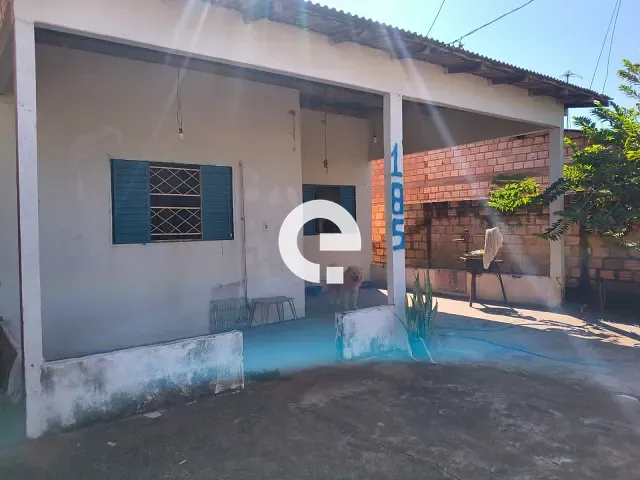 Casa com 255m² 3 quartos e 2 banheiros, à venda, no bairro livramento em Santarém