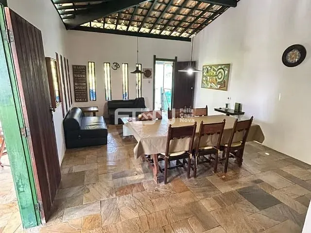 Casa com 2200m² 6 quartos e 2 banheiros, à venda, no bairro Vilas do Atlântico em Lauro de Freitas