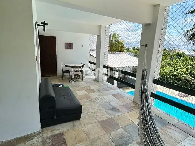 Casa com 2200m² 6 quartos e 2 banheiros, à venda, no bairro Vilas do Atlântico em Lauro de Freitas