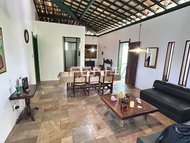 Casa com 2200m² 6 quartos e 2 banheiros, à venda, no bairro Vilas do Atlântico em Lauro de Freitas