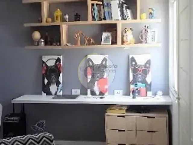 Casa 2 quartos e 2 banheiros, à venda, no bairro Centro em Pelotas