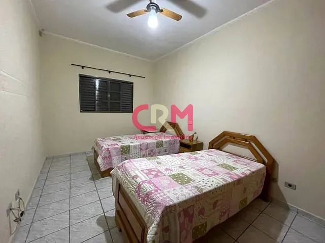 Casa com 460m² 3 quartos e 4 banheiros, à venda, no bairro Vila Romana em Taquaritinga