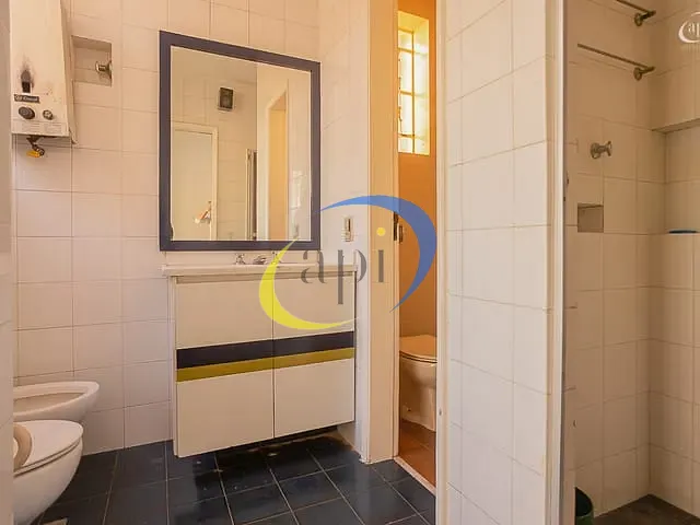 Casa com 180m², para alugar, no bairro Tijuca em Rio de Janeiro