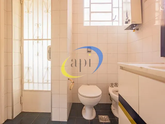 Casa com 180m², para alugar, no bairro Tijuca em Rio de Janeiro