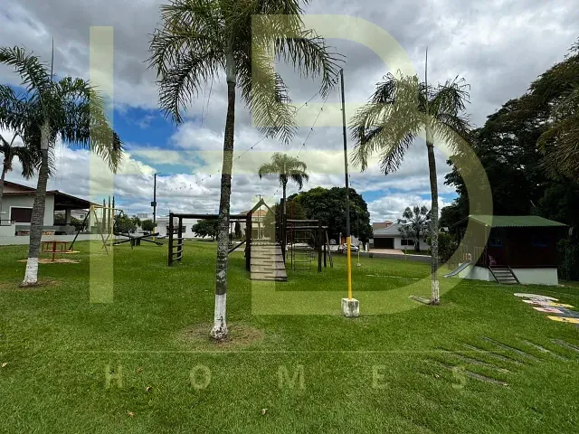 Casa 4 quartos e 6 banheiros, para alugar, no bairro Cajuru do Sul em Sorocaba