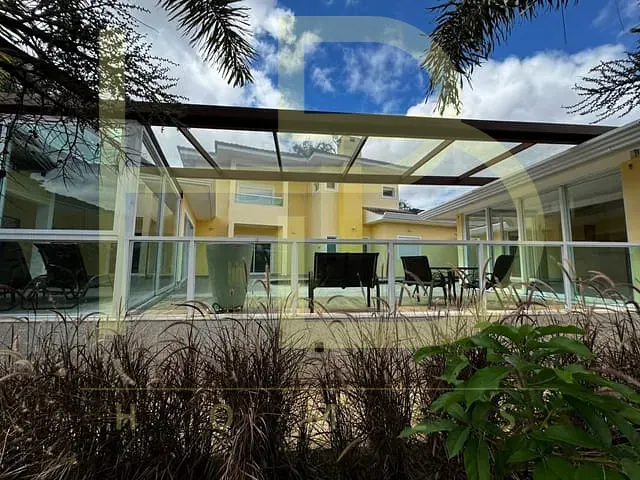 Casa 4 quartos e 6 banheiros, para alugar, no bairro Cajuru do Sul em Sorocaba