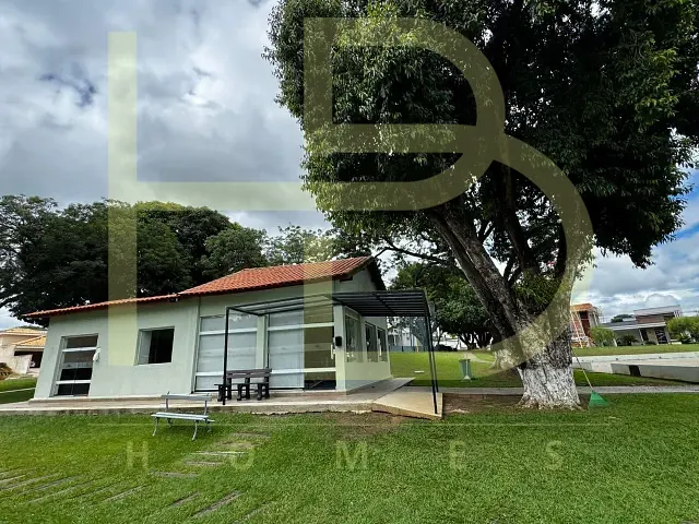 Casa 4 quartos e 6 banheiros, para alugar, no bairro Cajuru do Sul em Sorocaba