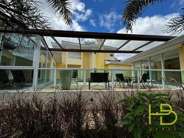 Casa 4 quartos e 6 banheiros, para alugar, no bairro Cajuru do Sul em Sorocaba