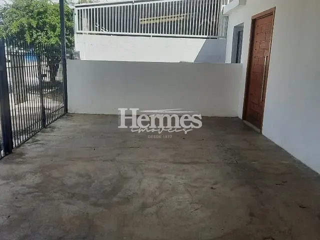 Casa com 150m² 2 quartos e 1 banheiro, para alugar, no bairro Vila Bressani em Paulínia