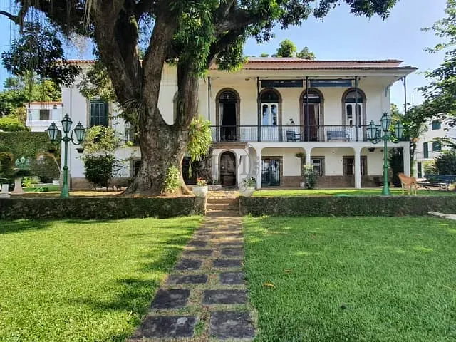 Casa com 4000m² 7 quartos e 10 banheiros, à venda, no bairro Santa Teresa em Rio de Janeiro