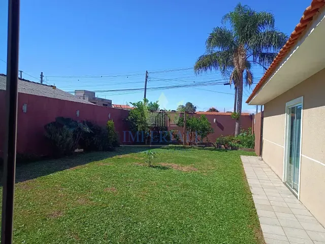 Casa 3 quartos e 3 banheiros, à venda, no bairro Uvaranas em Ponta Grossa