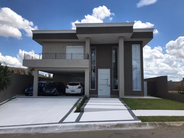 Casa com 450m² 3 quartos e 5 banheiros, à venda, no bairro Vale Azul II em Jundiaí