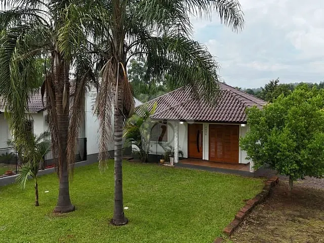 Casa com 111m² 2 quartos e 2 banheiros, à venda, no bairro Centro em Paverama