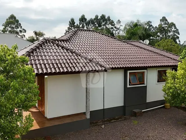 Casa com 111m² 2 quartos e 2 banheiros, à venda, no bairro Centro em Paverama