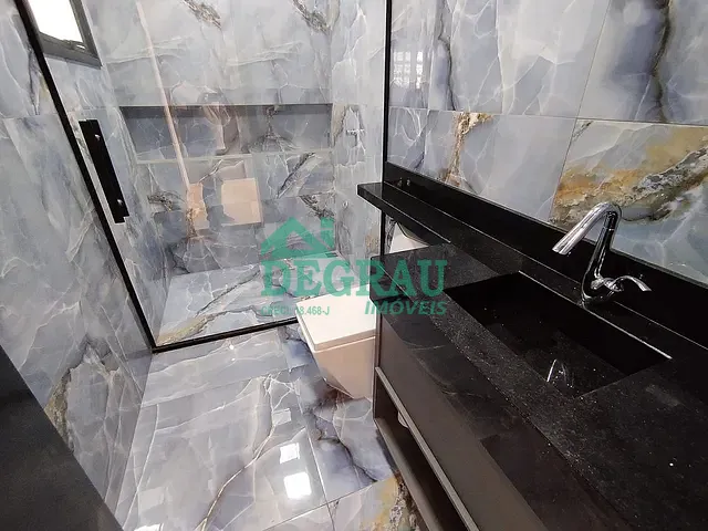 Casa 3 quartos e 4 banheiros, à venda, no bairro Bairro de Cima em Itapeva
