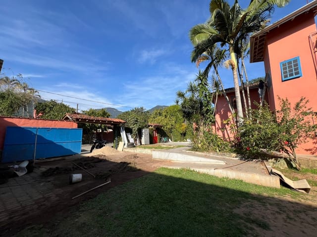 Casa 5 quartos e 5 banheiros, à venda, no bairro Água Branca em Ilhabela