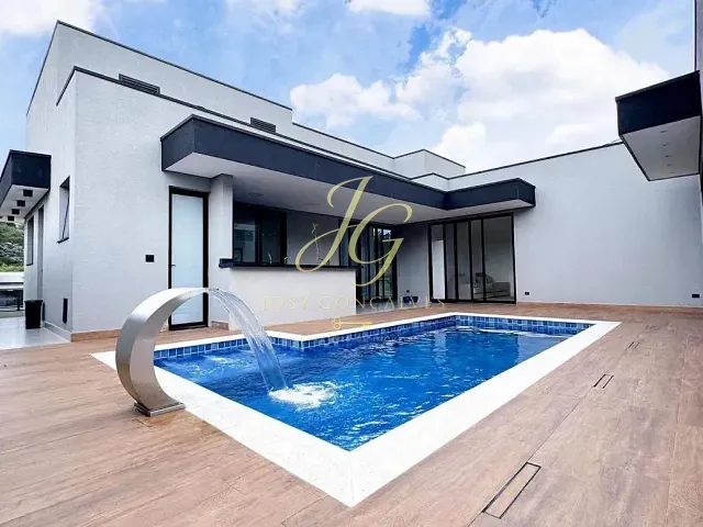 Casa 3 quartos e 5 banheiros, à venda, no bairro Cézar de Souza em Mogi das Cruzes