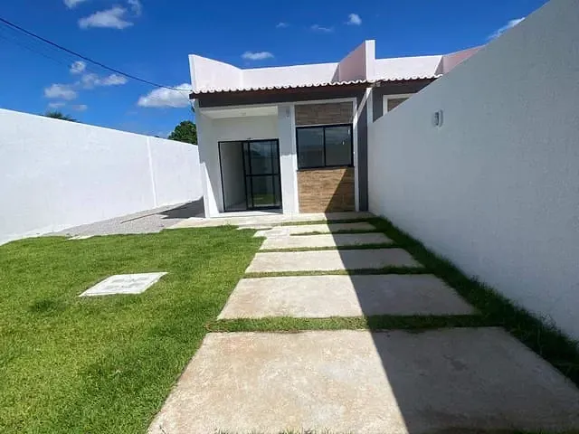 Casa 3 quartos e 2 banheiros, à venda, no bairro Camurupim em Caucaia